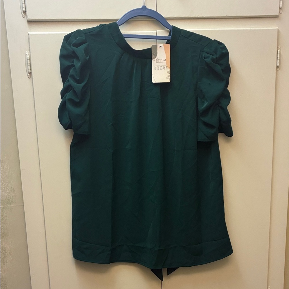 Studio Y Emerald Green Blouse with Ruched Sleeves